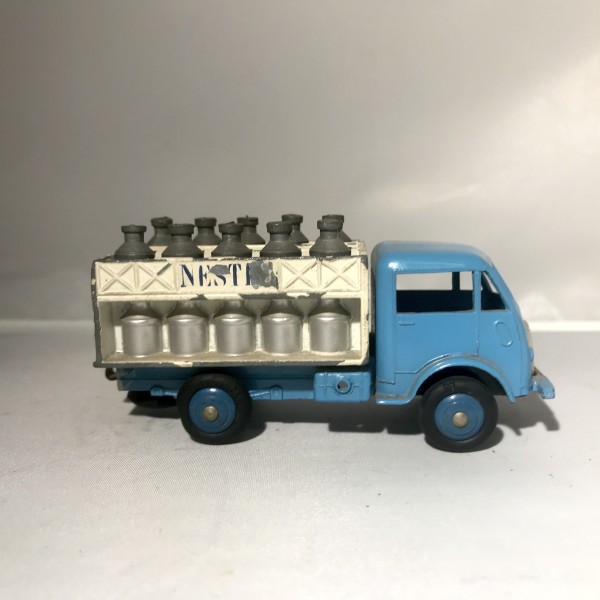 STUDEBAKER LAITIER DINKY TOYS RÉF 25OS