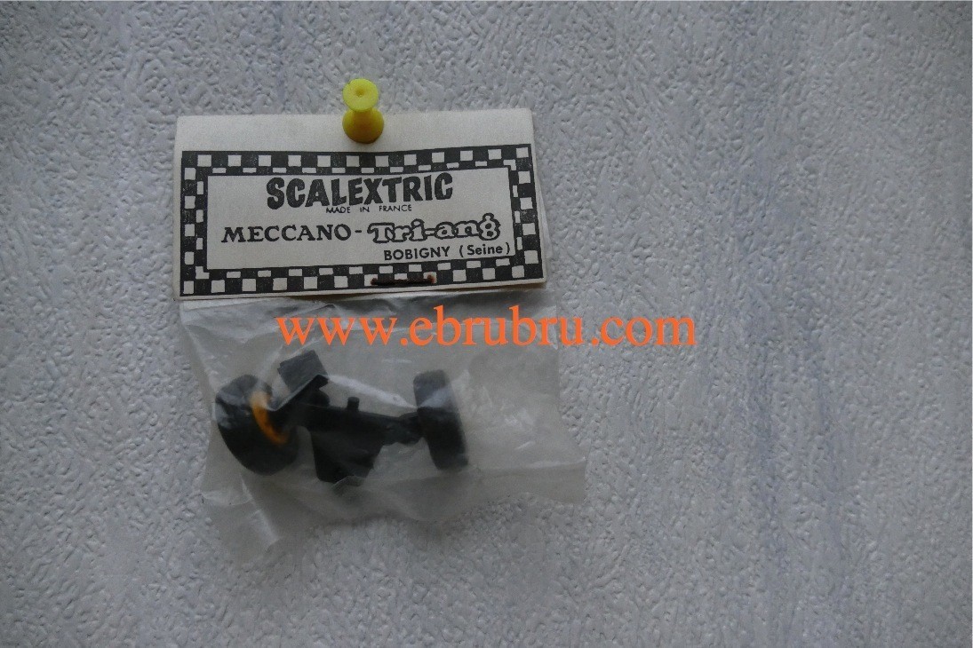 Essieu avant pour C66 C67 avec guide Scalextric ref W305