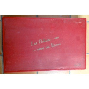 COFFRET PARUNA ROUGE AVEC SA VOITURE F1 1950