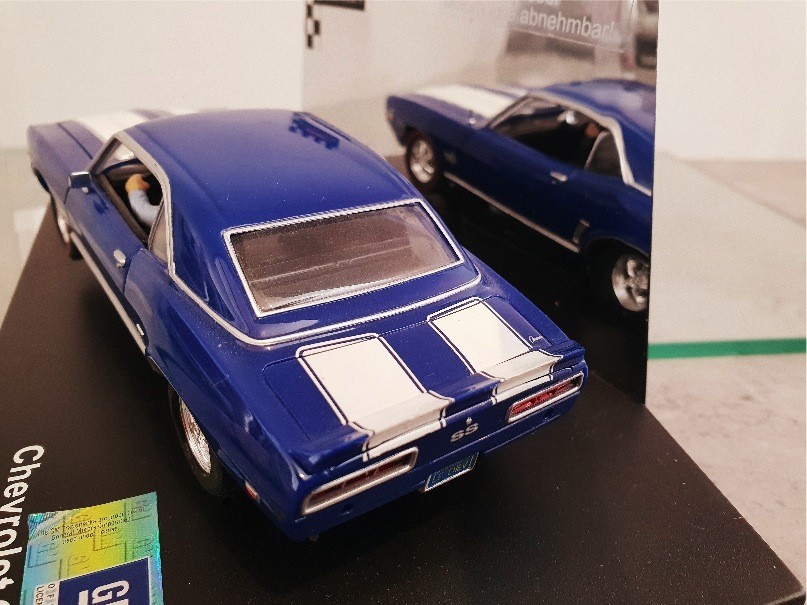 CARRERA 25464 EVOLUTION CHEVROLET CAMARO SS396 69