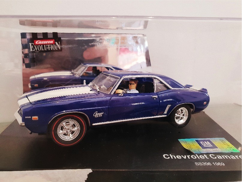 CARRERA 25464 EVOLUTION CHEVROLET CAMARO SS396 69