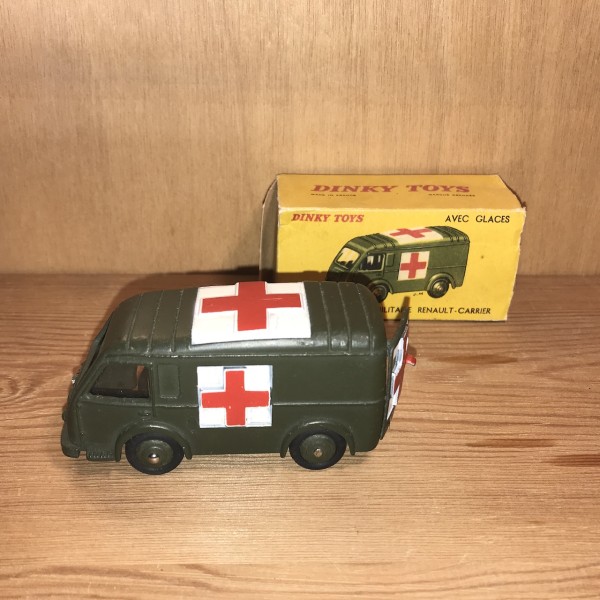 AMBULANCE MILITAIRE RENAULT CARRIER DINKY TOYS RÉF 80 F MILITAIRE 1/43