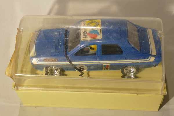 RENAULT 12 GORDINI  BLEU GROS MOTEUR SCALEXTRIC RÉF 090154