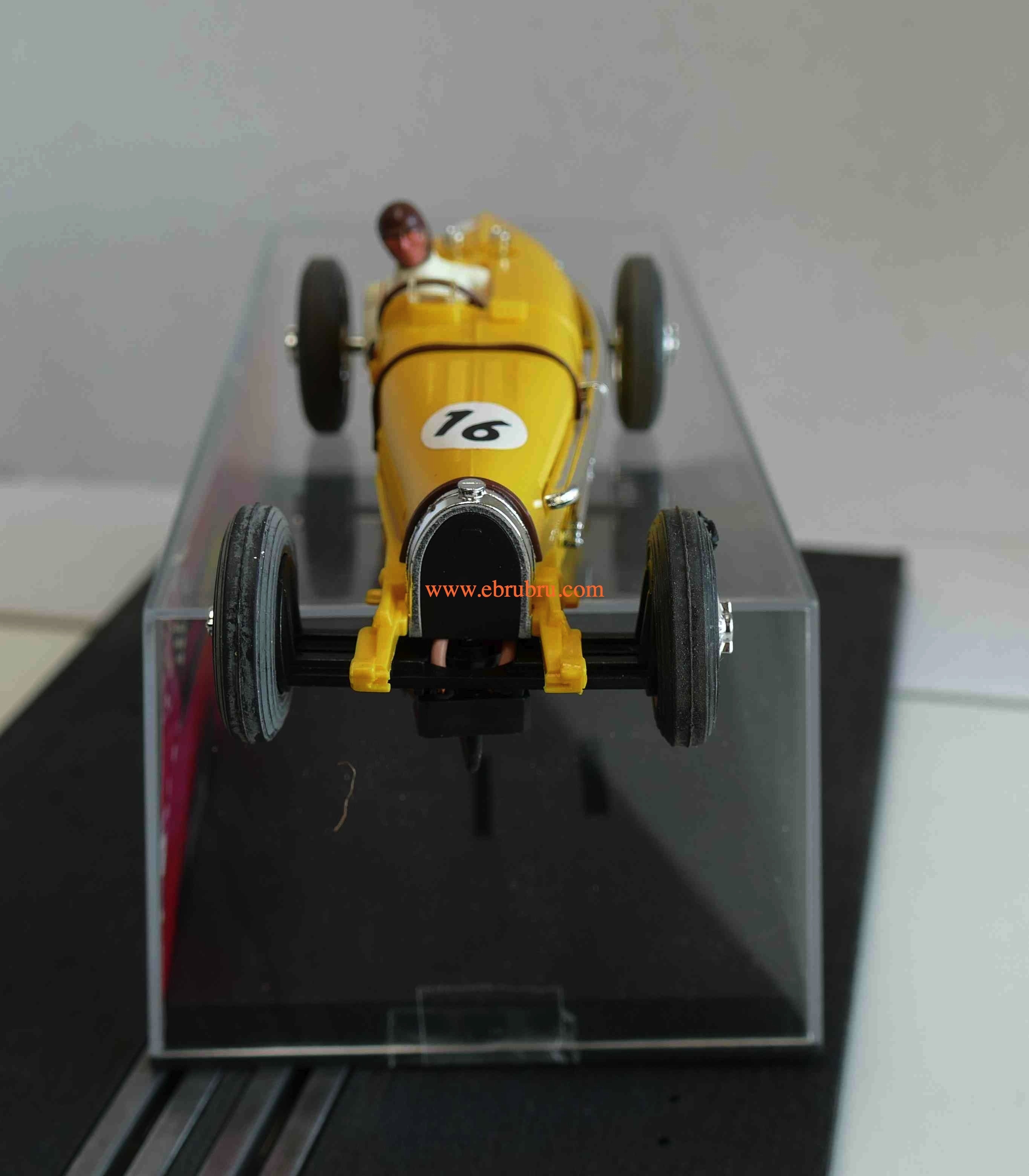 BUGATTI TYPE 59 JAUNE PINK KAR RÉF CV 030