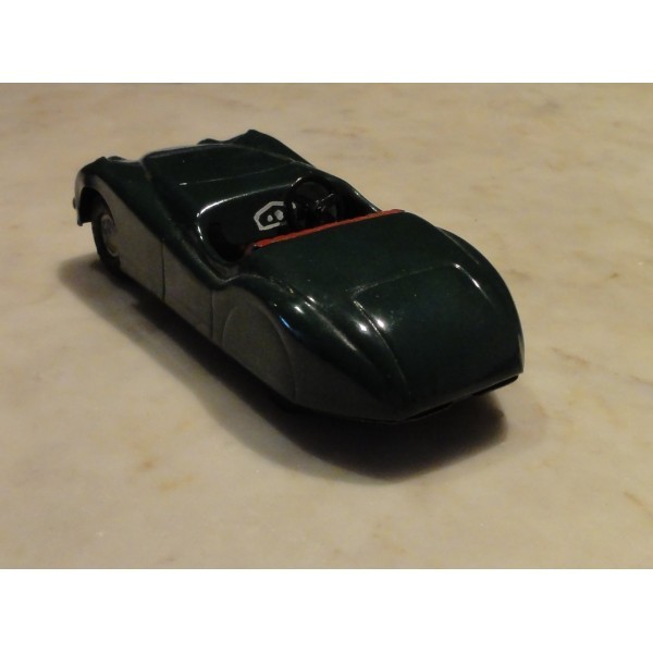 JAGUAR XK 120  VERTE SCALEX SCALEXTRIC