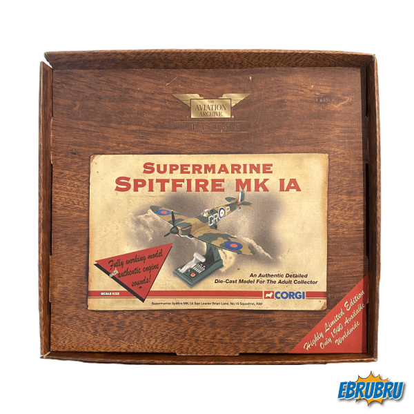 Supermarine Spitfire MK 1A CORGI 1/32 avec sons et fonctions réf AA33905