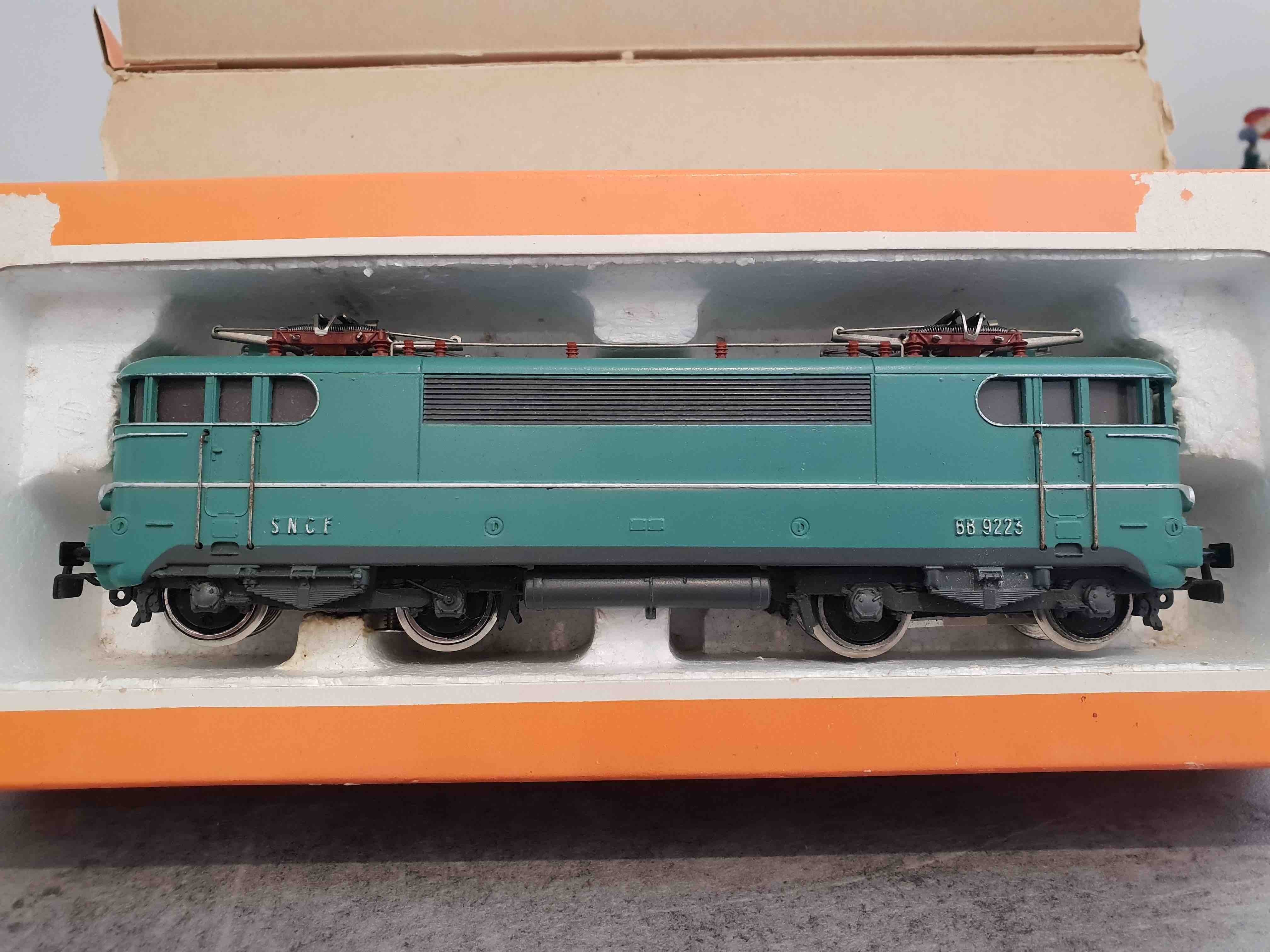 MARKLIN 8338 HAMO LOCOMOTIVE BB 9223  8338 EN BOITE D'ORIGINE