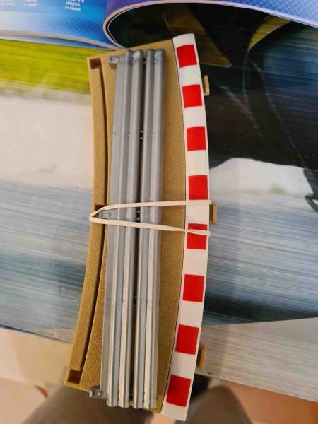 RADIUS 4 CURVE INNER BORDERS 22,5 C8282 SANS BOITE SCALEXTRIC 