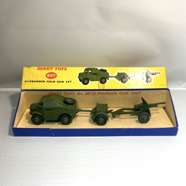 Véhicule militaire camion avec caisson et canon de 25 RÉF 697 DINKY TOYS