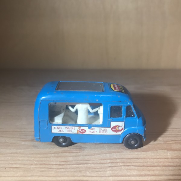 Commer Ice cream canteen no 47 MATCHBOX Lesney