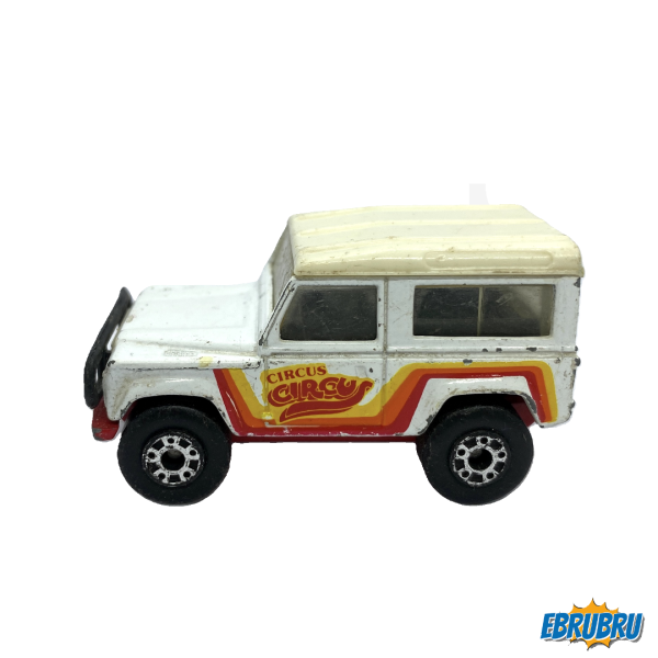 Land Rover Ninety Circus Circus MATCHBOX