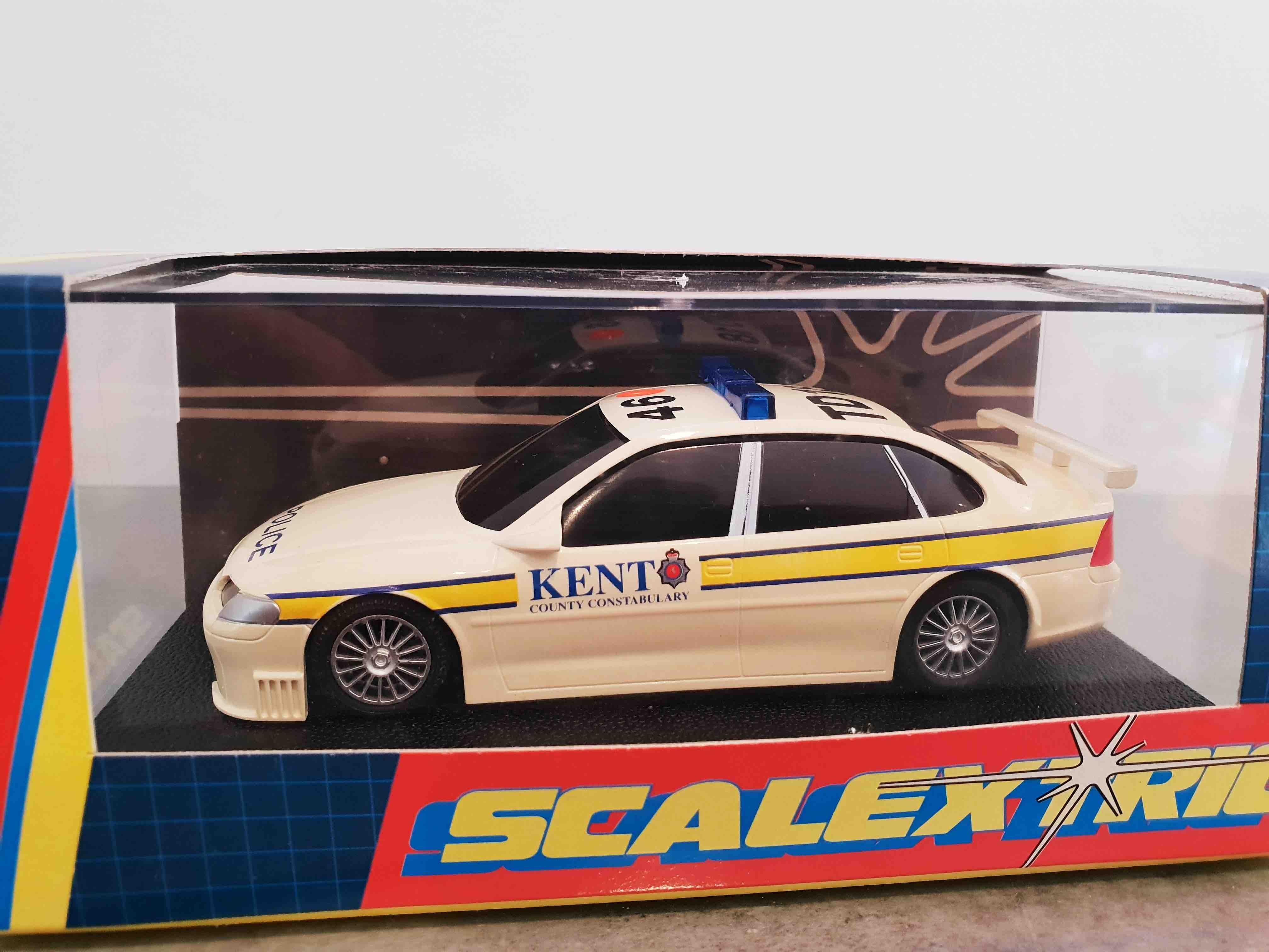 SCALEXTRIC C2120 POLICE CAR VAUXHALL VECTRA