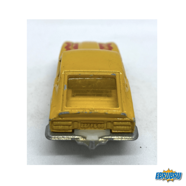 Datsun Jaune MAJORETTE