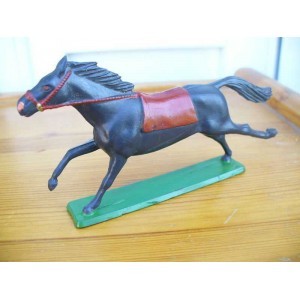 CHEVAL NOIR GALOP SELLE ROUGE