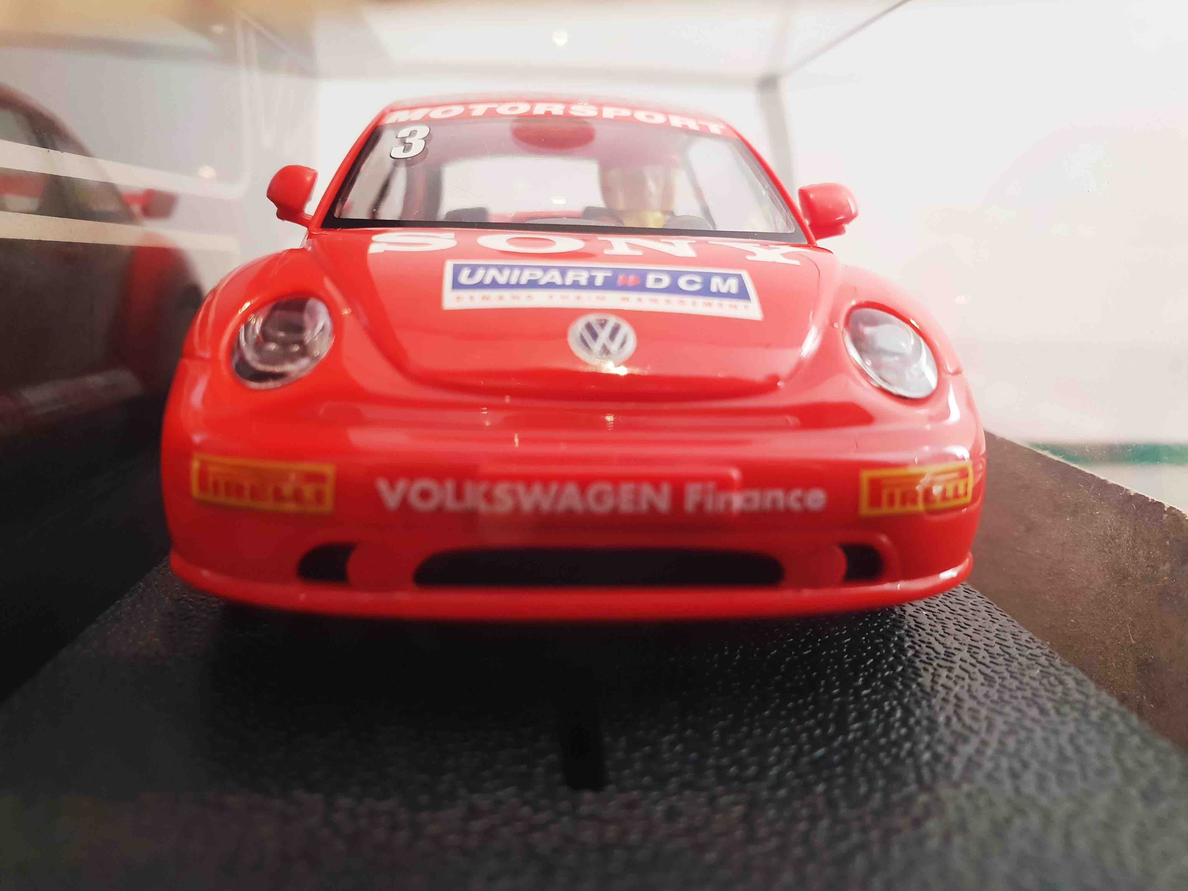 SCALEXTRIC H2233 VW BEETLE PIRELLI N3