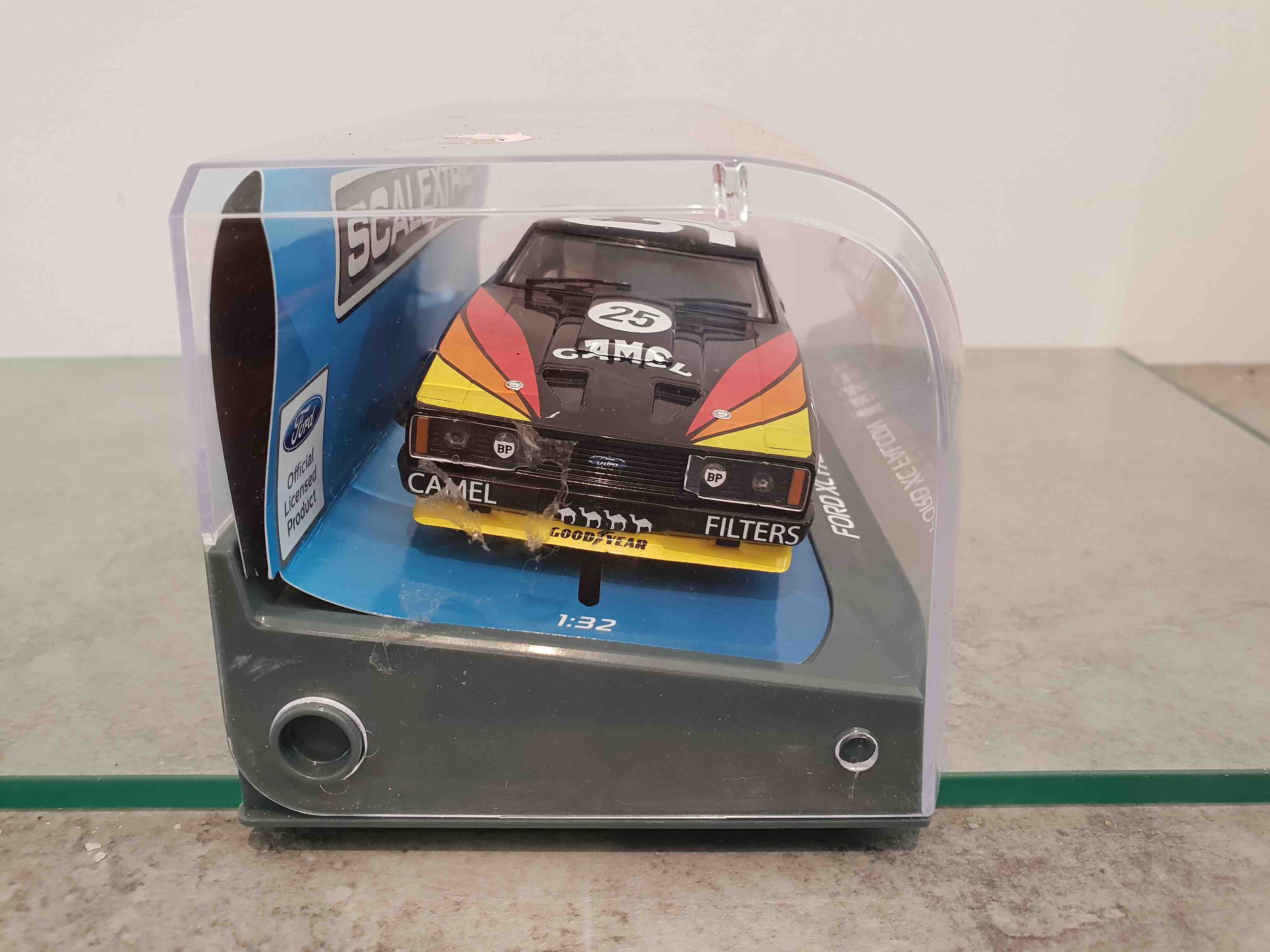 SCALEXTRIC C3869 FORD XC FALCON