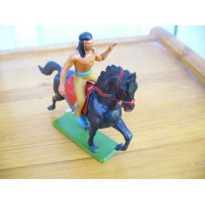 CAVALIER INDIEN STARLUX HACHE CHEVAL NOIR