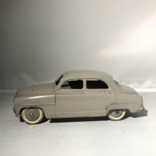 Simca Aronde P60  grise pavillon bleu Dinky Toys réf 544