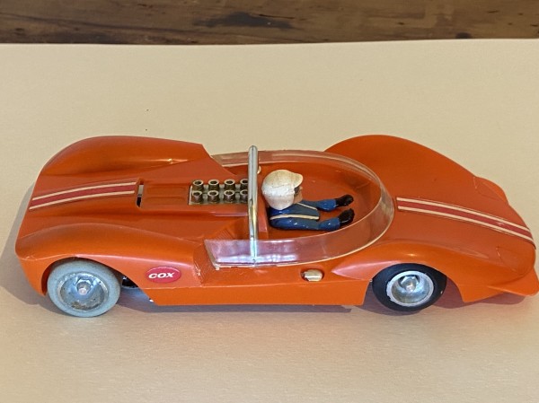 La Cucaracha orange  Slot Car 1960s Cox 1/24