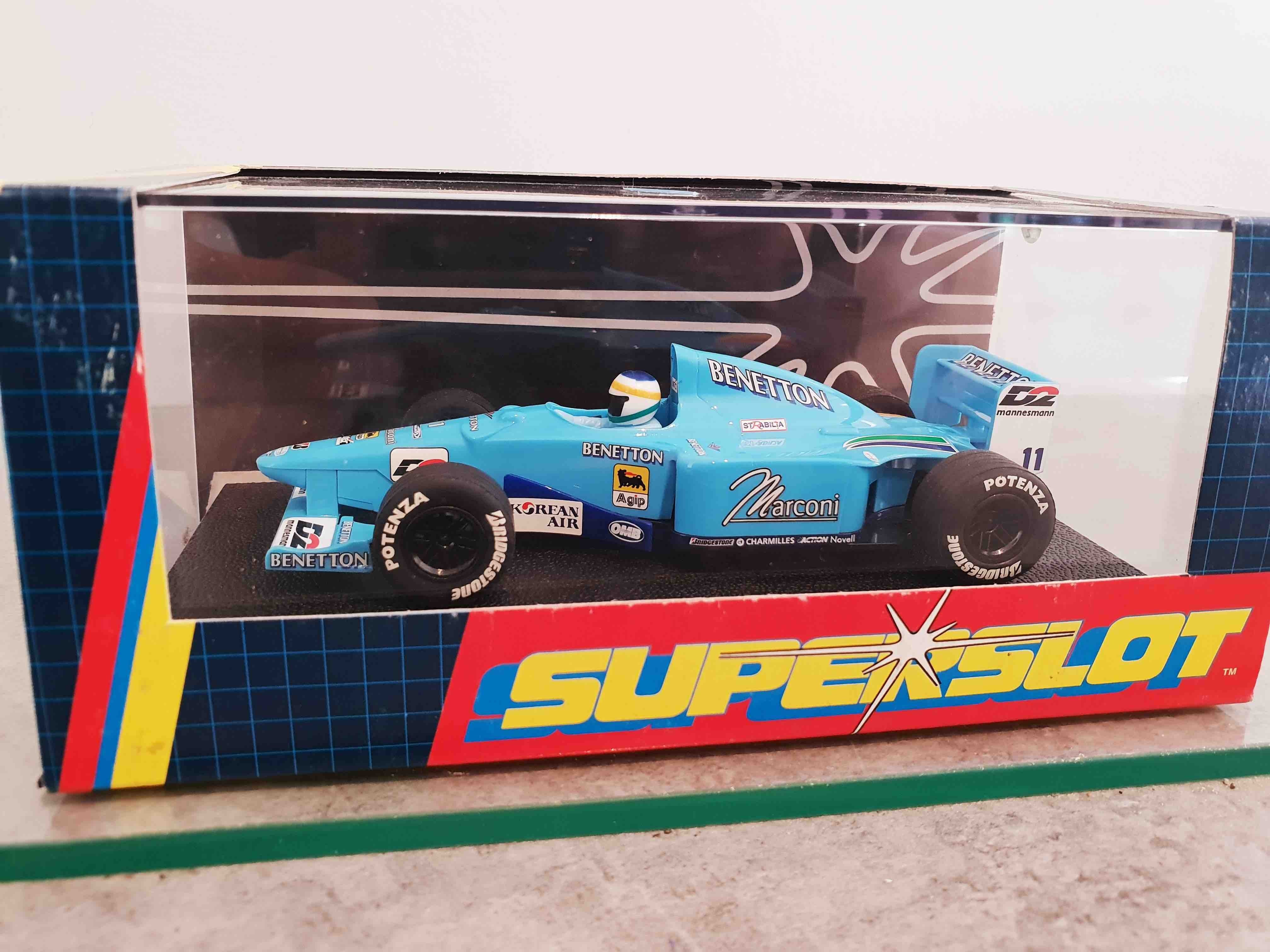 SCALEXTRIC H2266 BENETTON RENAULT B193 2000