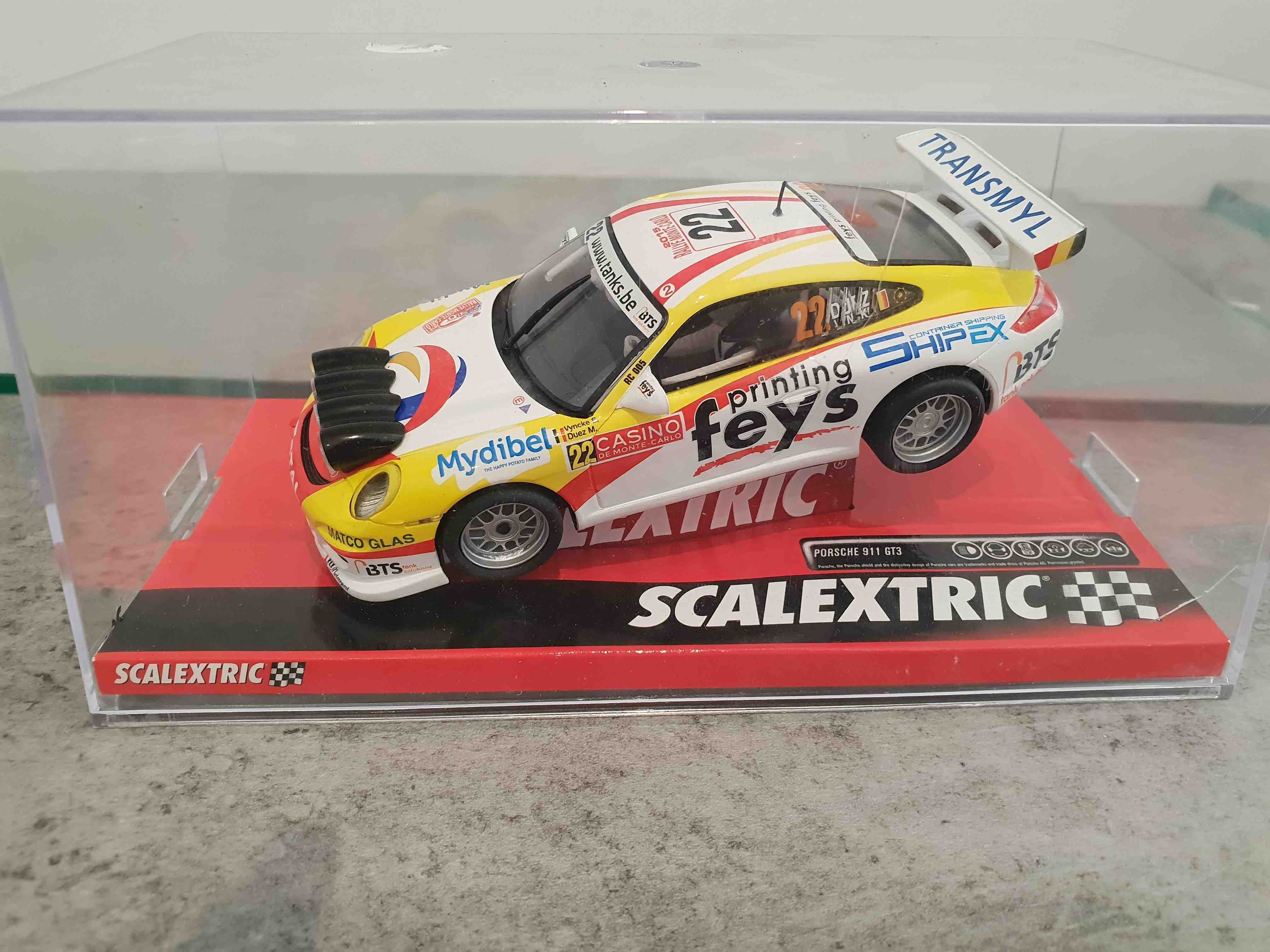 SCALEXTRIC A10219S300 PORSCHE 911 GT3