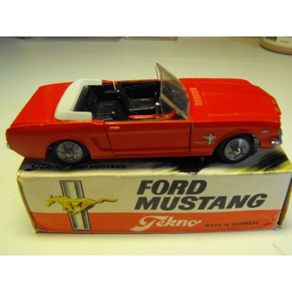 Ford mustang cabriolet