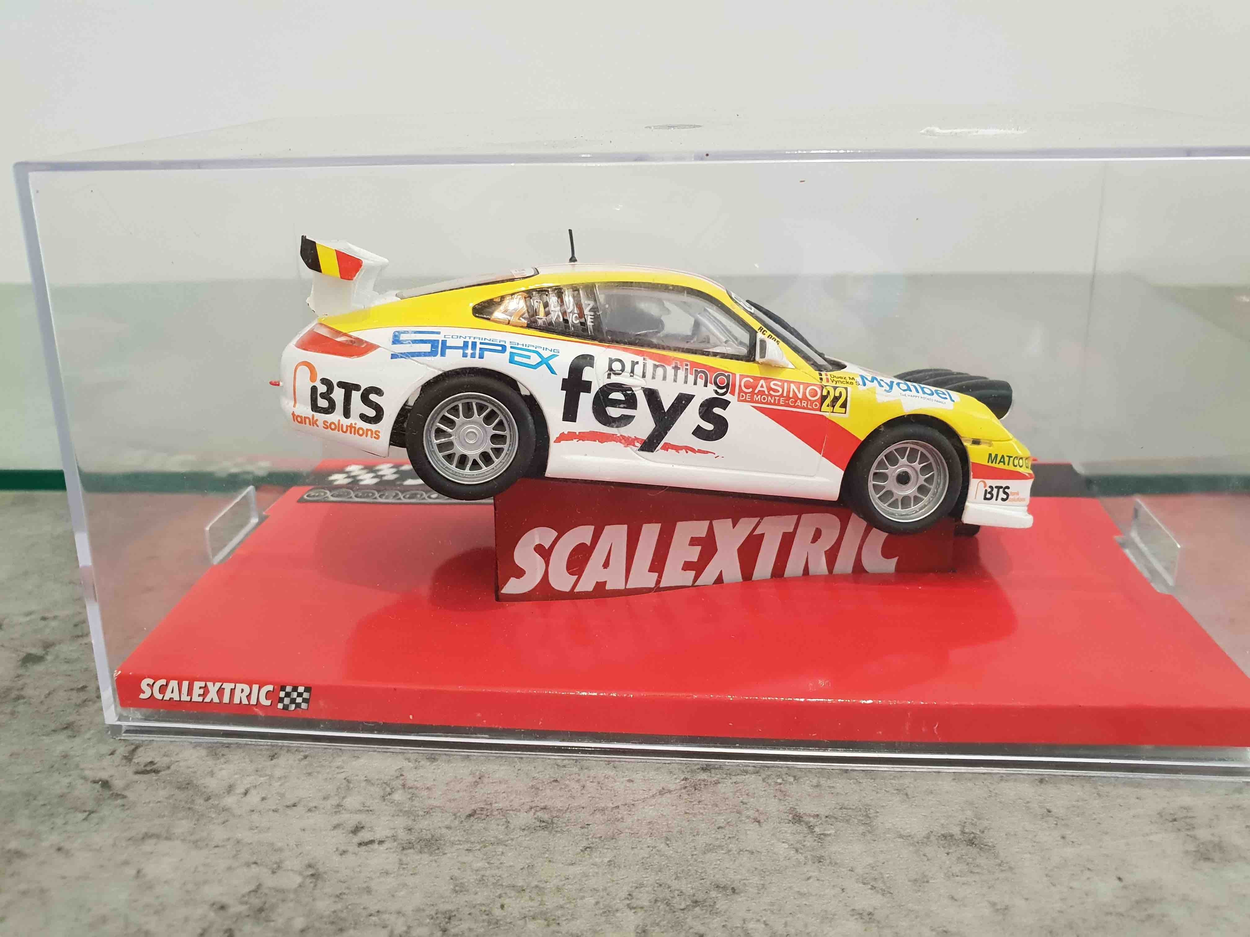 SCALEXTRIC A10219S300 PORSCHE 911 GT3