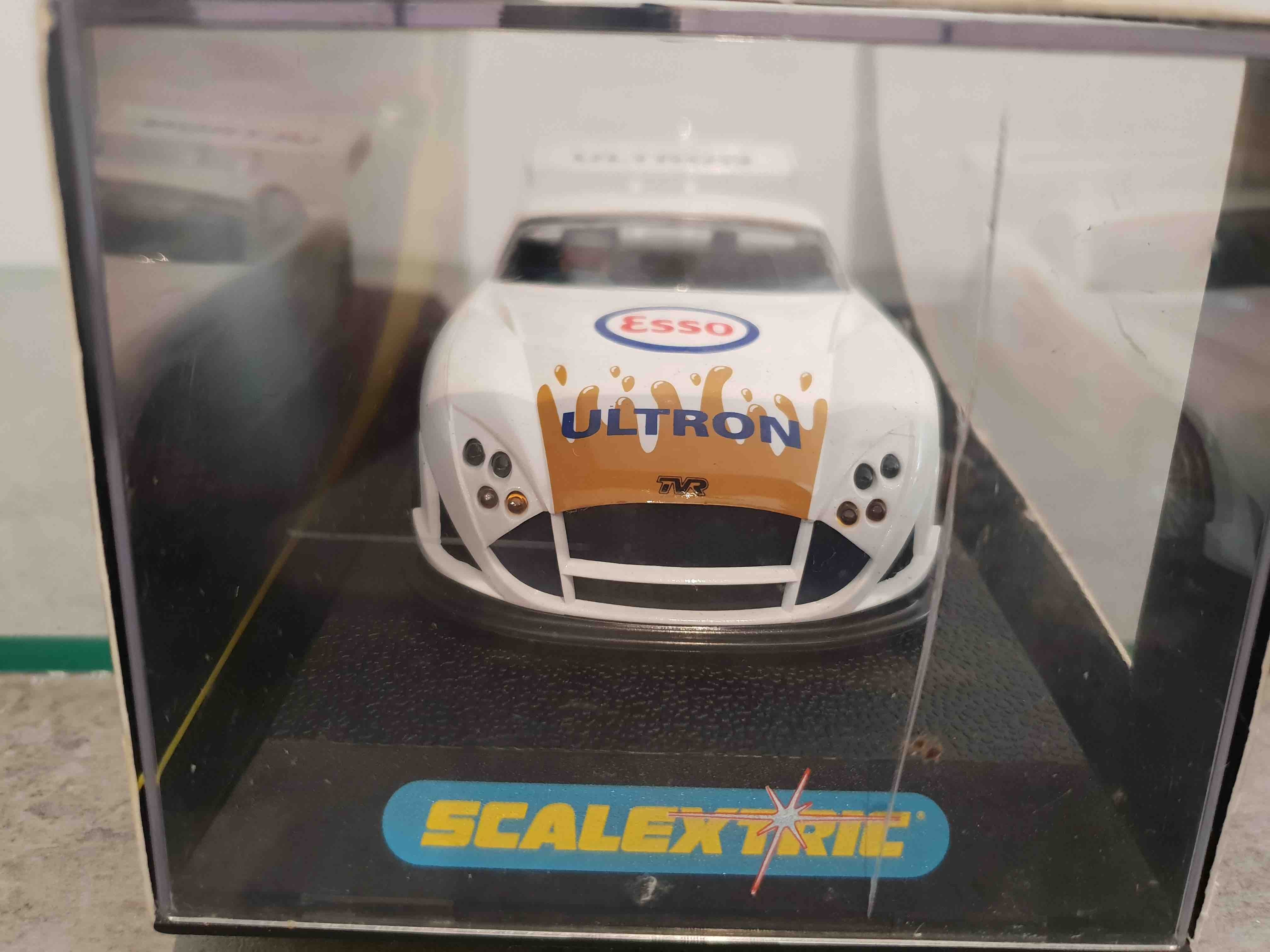 SCALEXTRIC C2189 TVR SPEED 12 ESSO