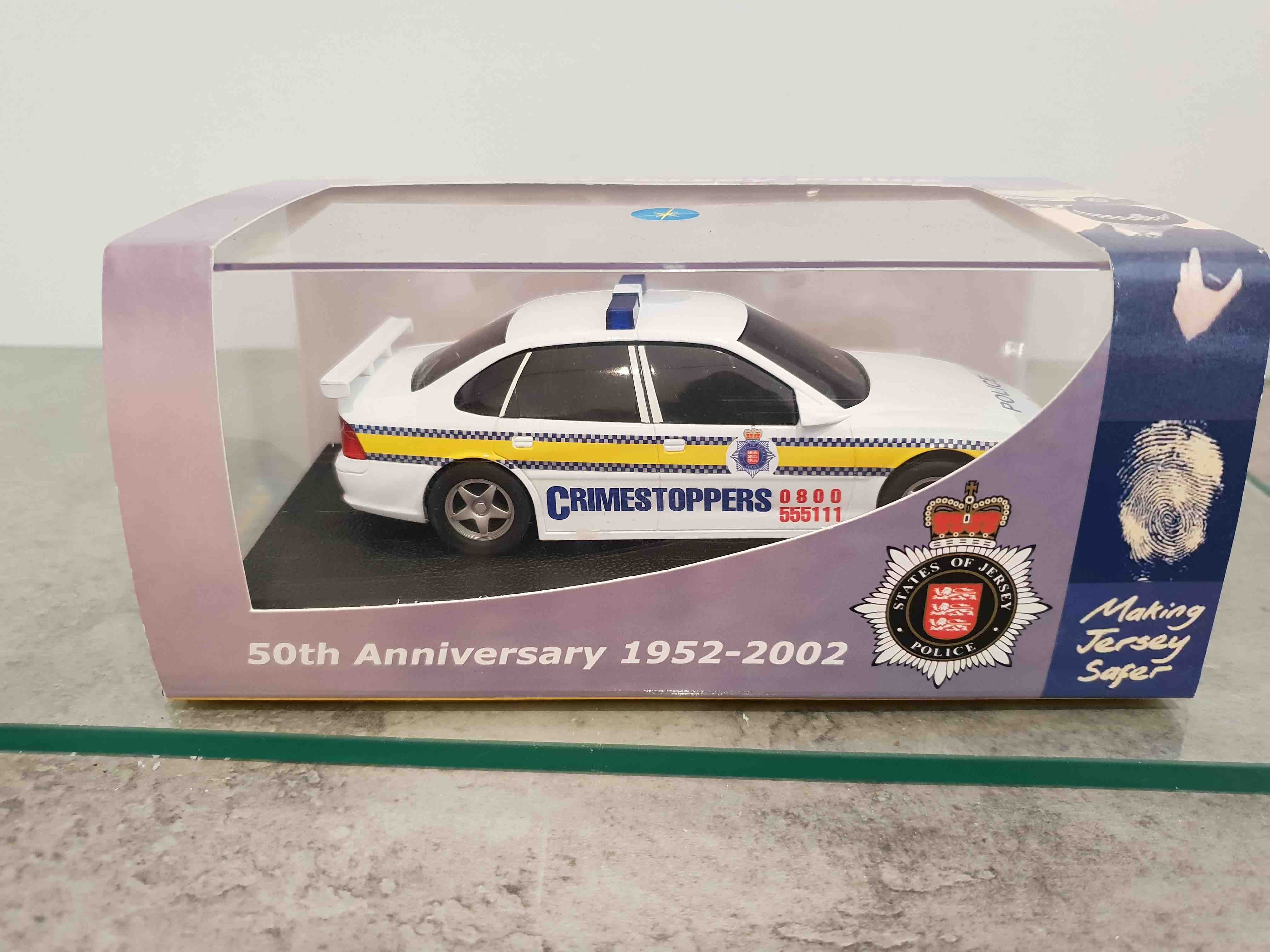 SCALEXTRIC C2466 VAUXHALL VECTRA POLICE CAR ANNIVERSARY