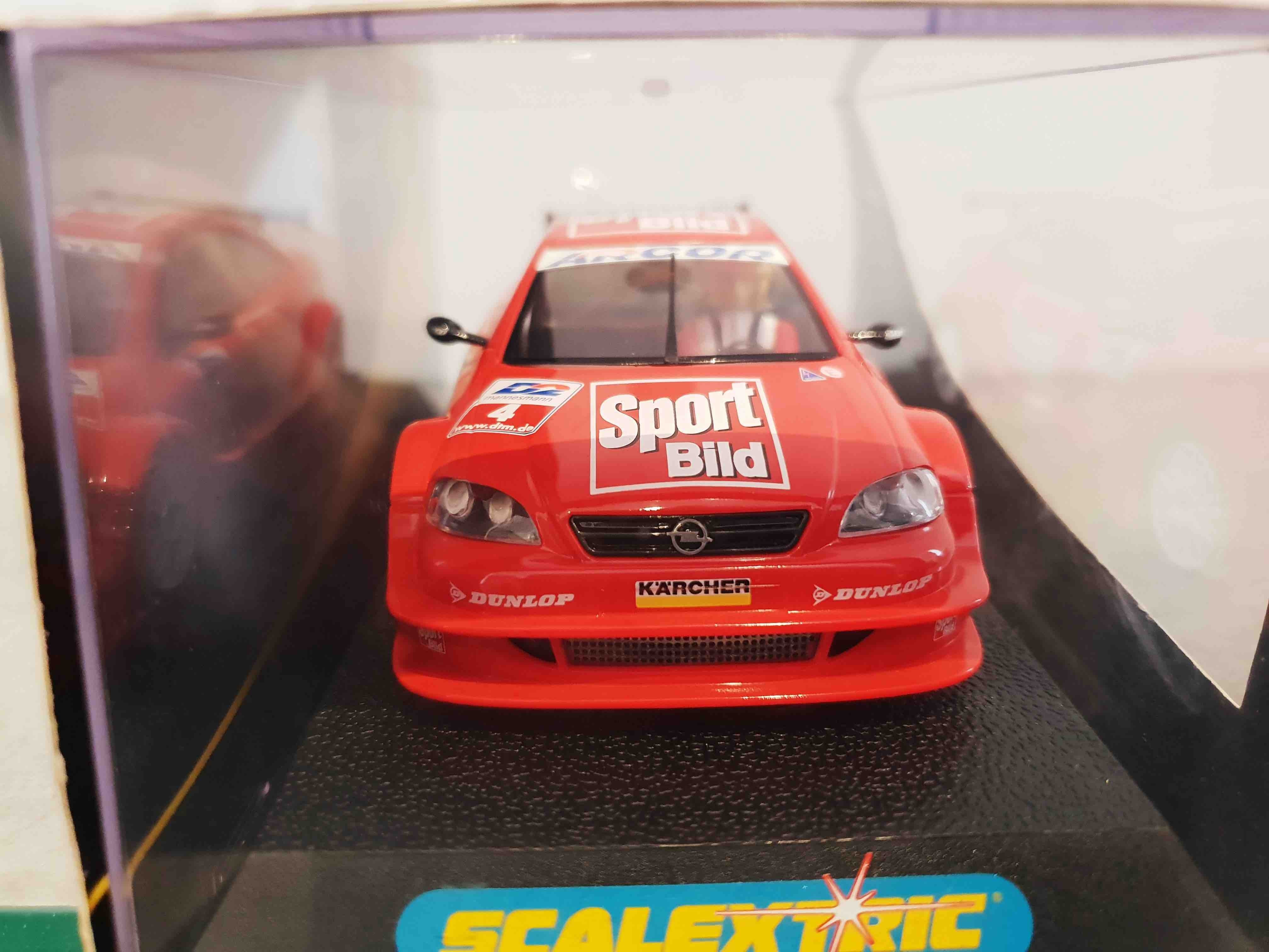 SCALEXTRIC C2298 OPEL V8 COUPÉ SPORT BILD