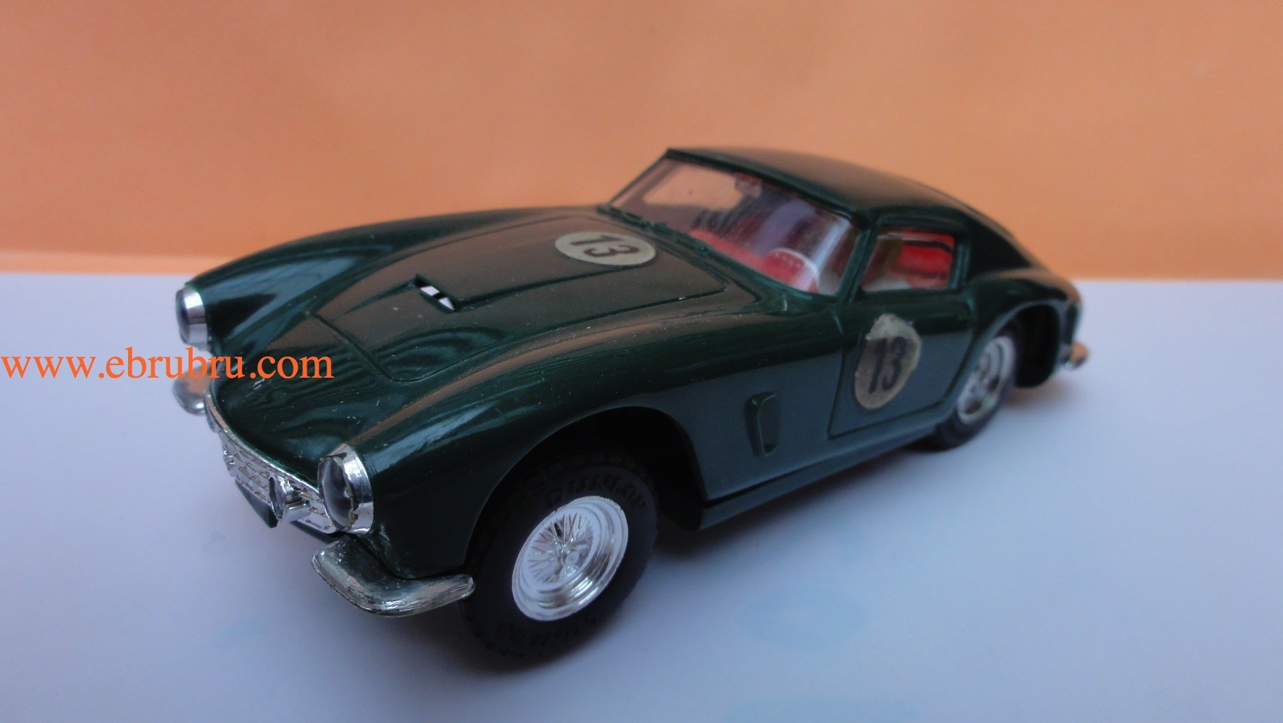 Ferrari Berlinetta 250 GT verte Int Rouge SCALEXTRIC réf: E4