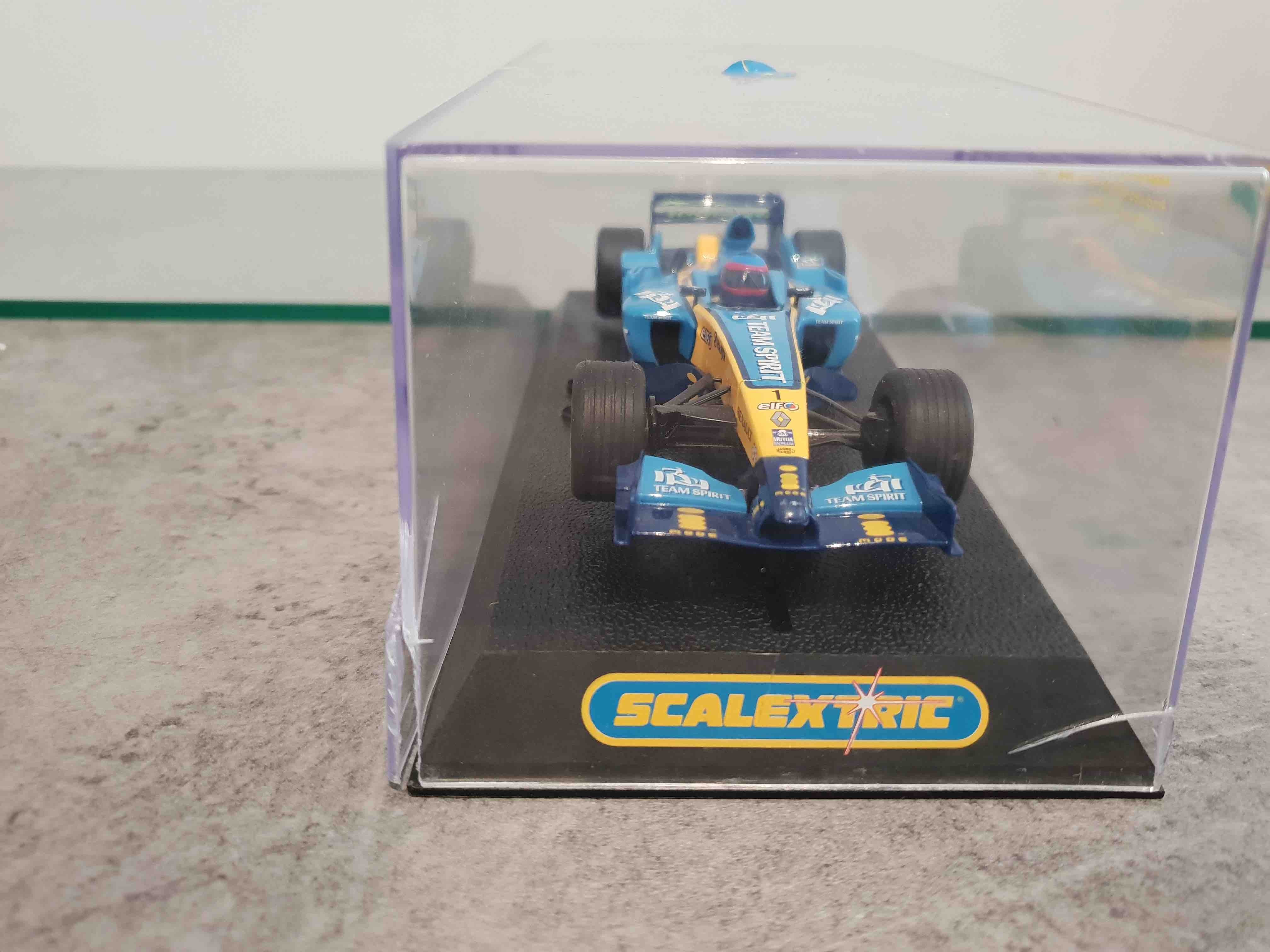 SCALEXTRIC RENAULT F1 TEAM C2649