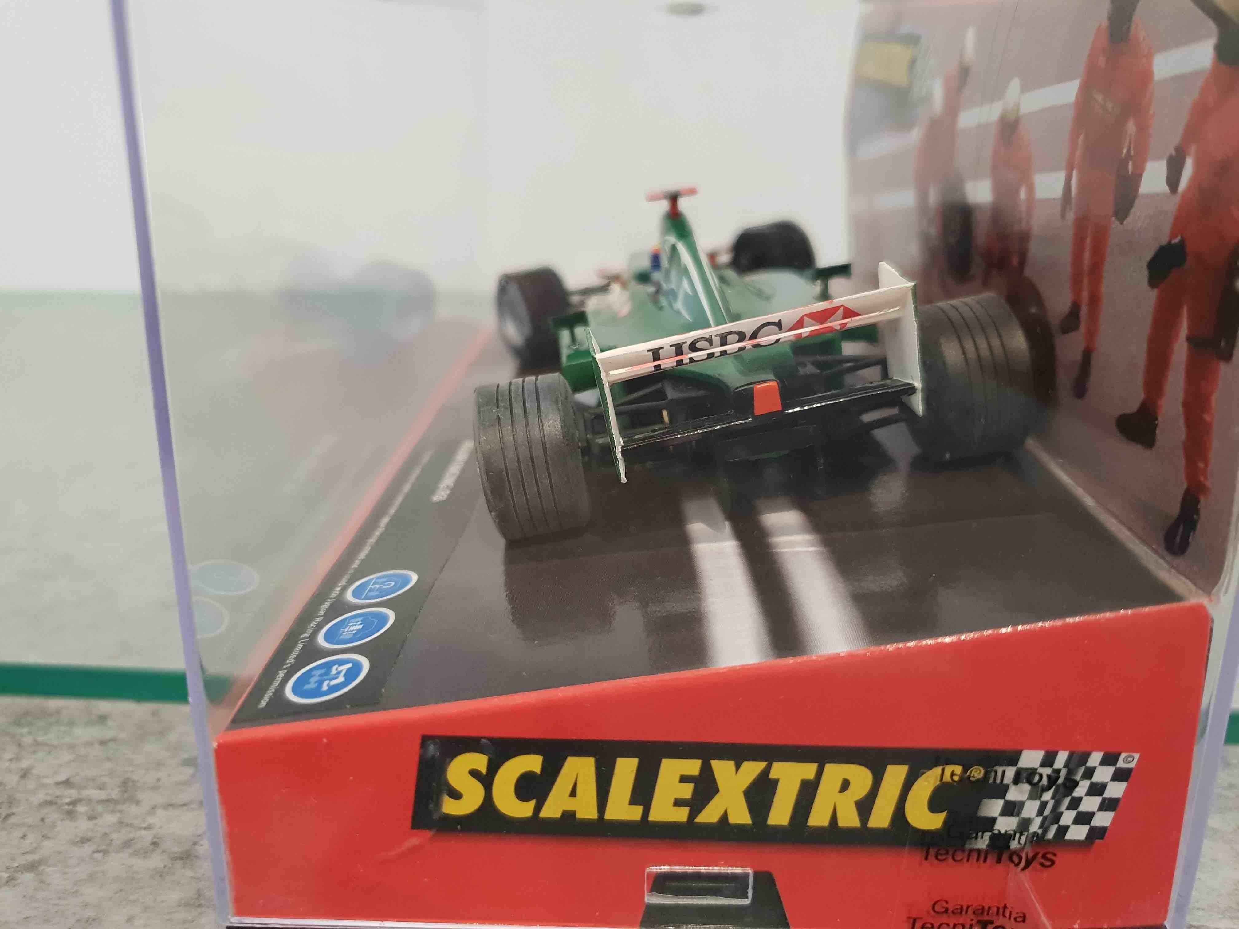 SCALEXTRIC 6154 JAGUAR RACING SEPANG