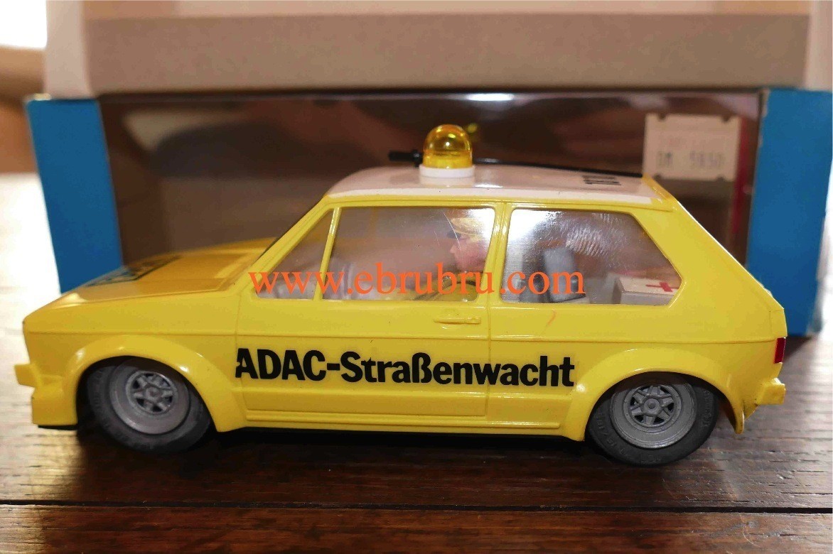 VW GOLF ADAC STRASSENWACHT  GELB CARRERA 124 REF  40669