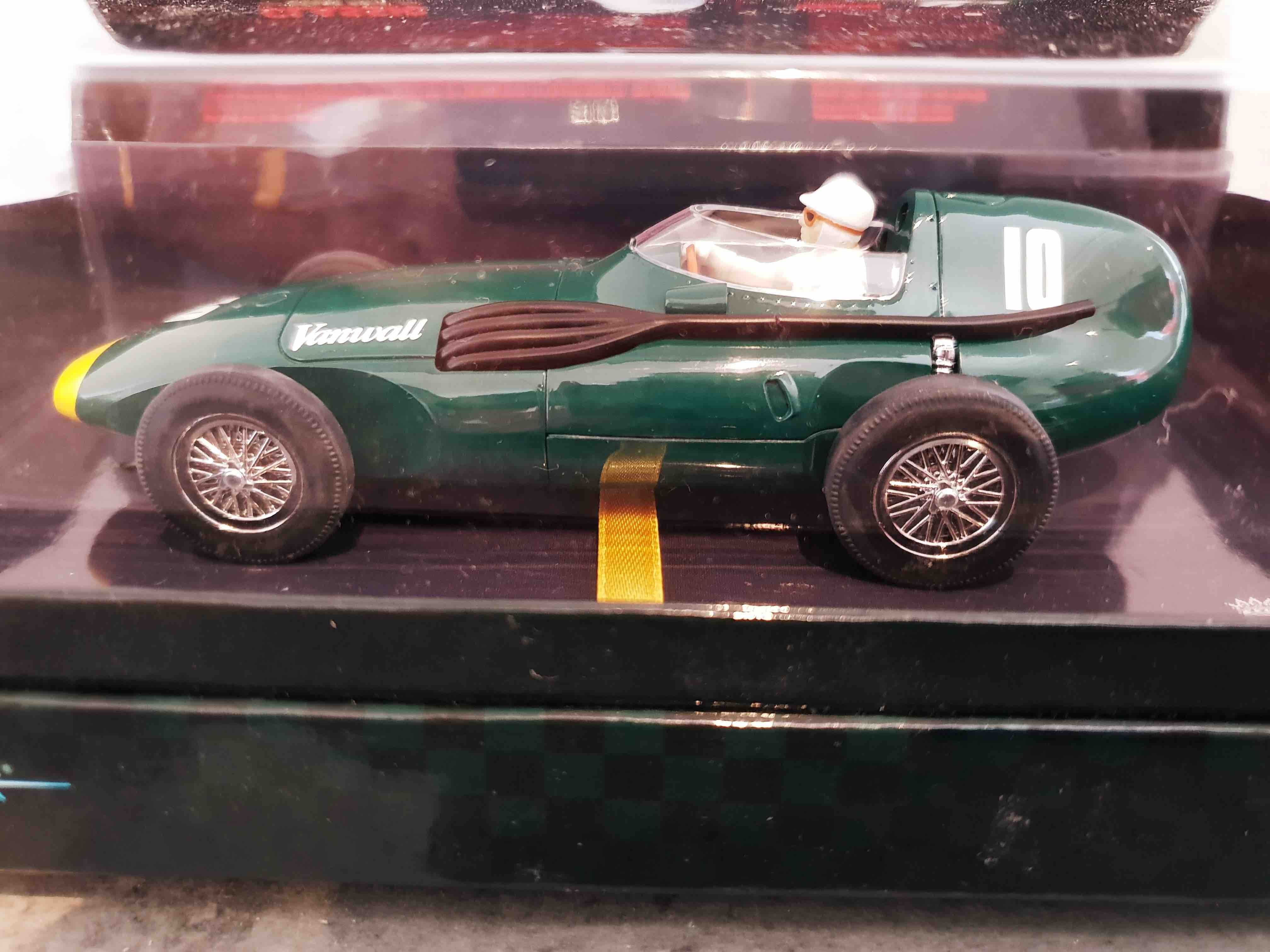 SCALEXTRIC C2552A VANWALL 1957