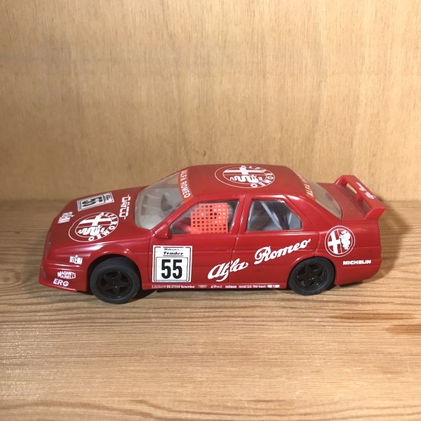 Alfa Romeo 155 rouge No55 Scalextric C197