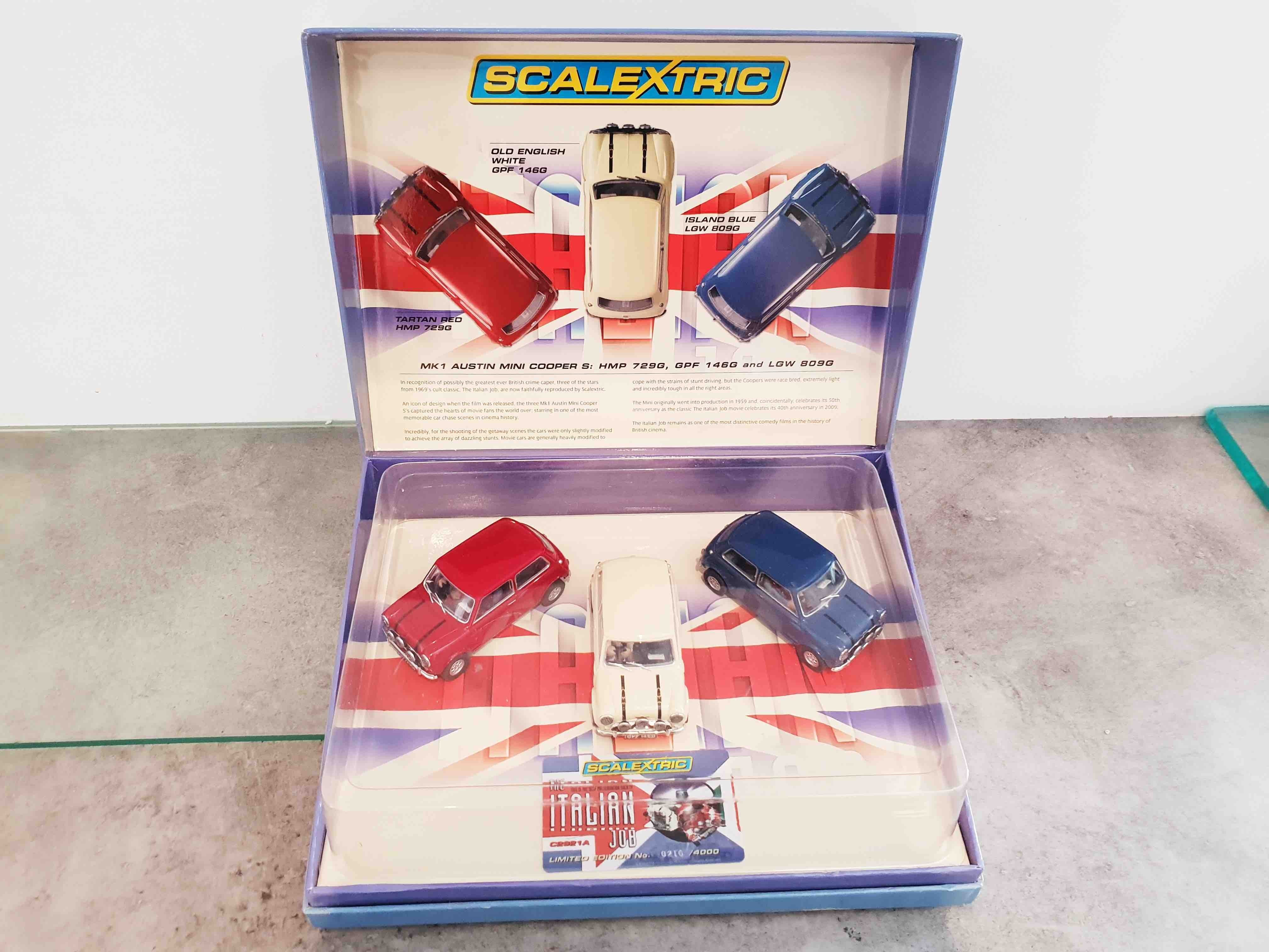 SCALEXTRIC C2921A THE ITALIAN JOB MINI COOPER