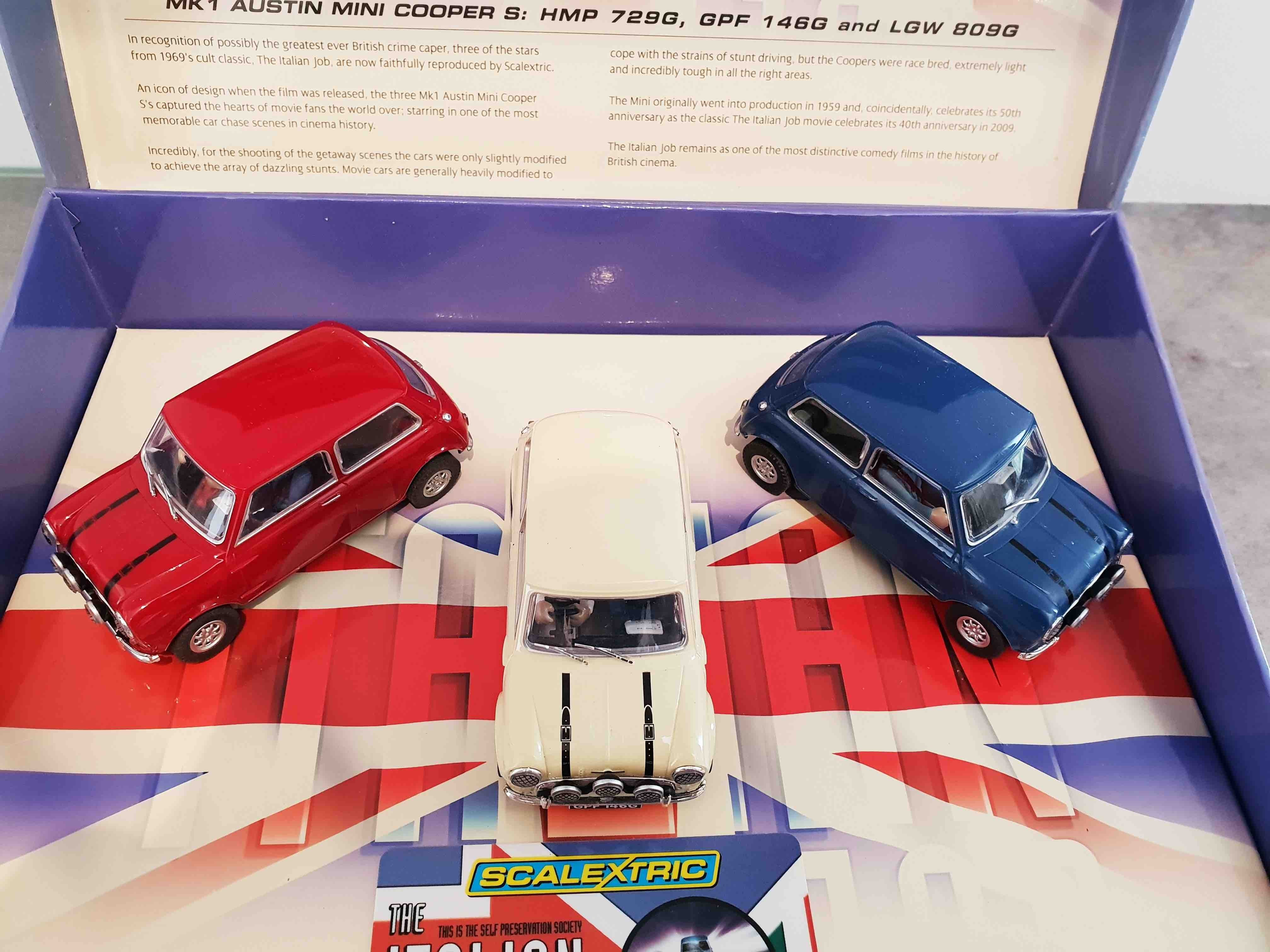 SCALEXTRIC C2921A THE ITALIAN JOB MINI COOPER