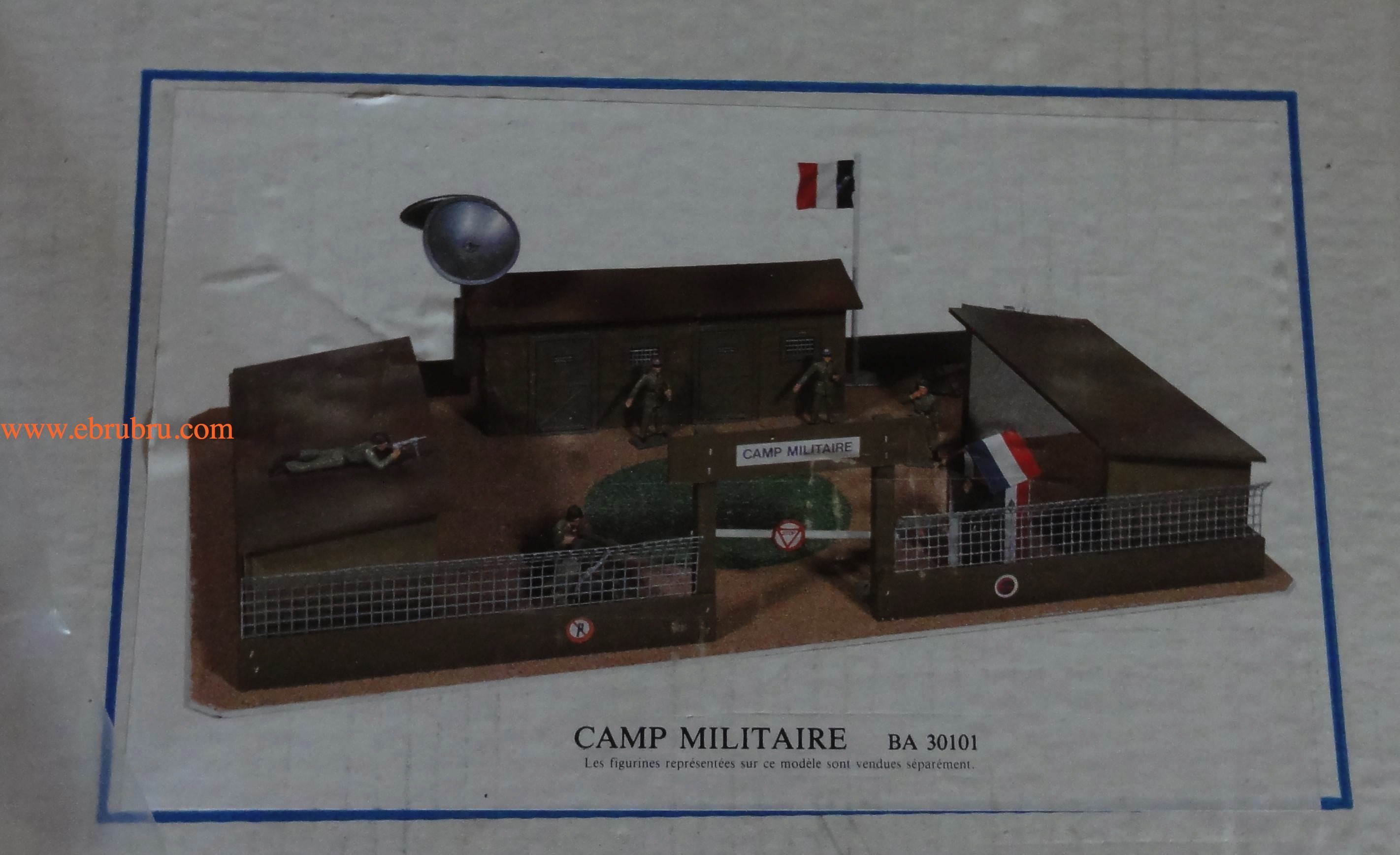 Camp militaire neuf Starlux réf BA 30101