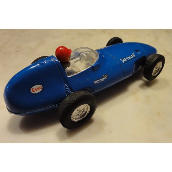 VANWALL SWIVEL GUIDE BLEUE SCALEXTRIC C 55