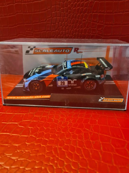 BMW Z4 GT3 24H NURBURGRING 2013 SCALEAUTO REF  SC 6070R