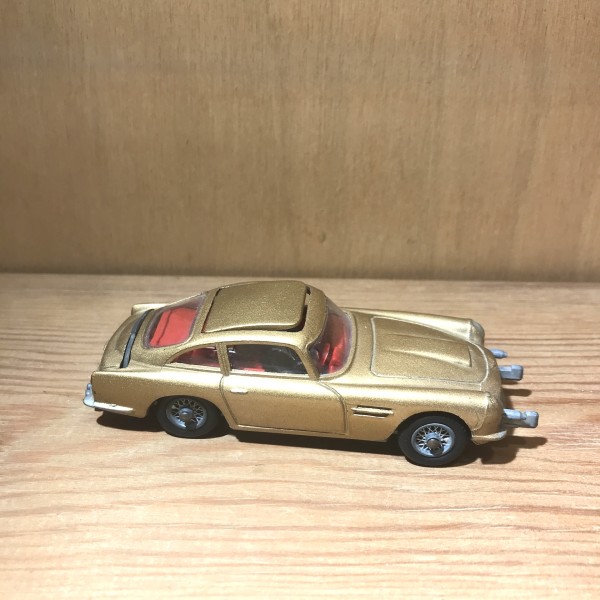 Aston Martin DB5 James Bond 007 CORGI