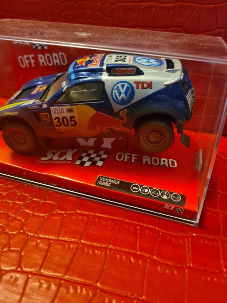 VOLKSWAGEN TOUAREG DIRT EFFECT SCALEXTRIC SCX REF 63050