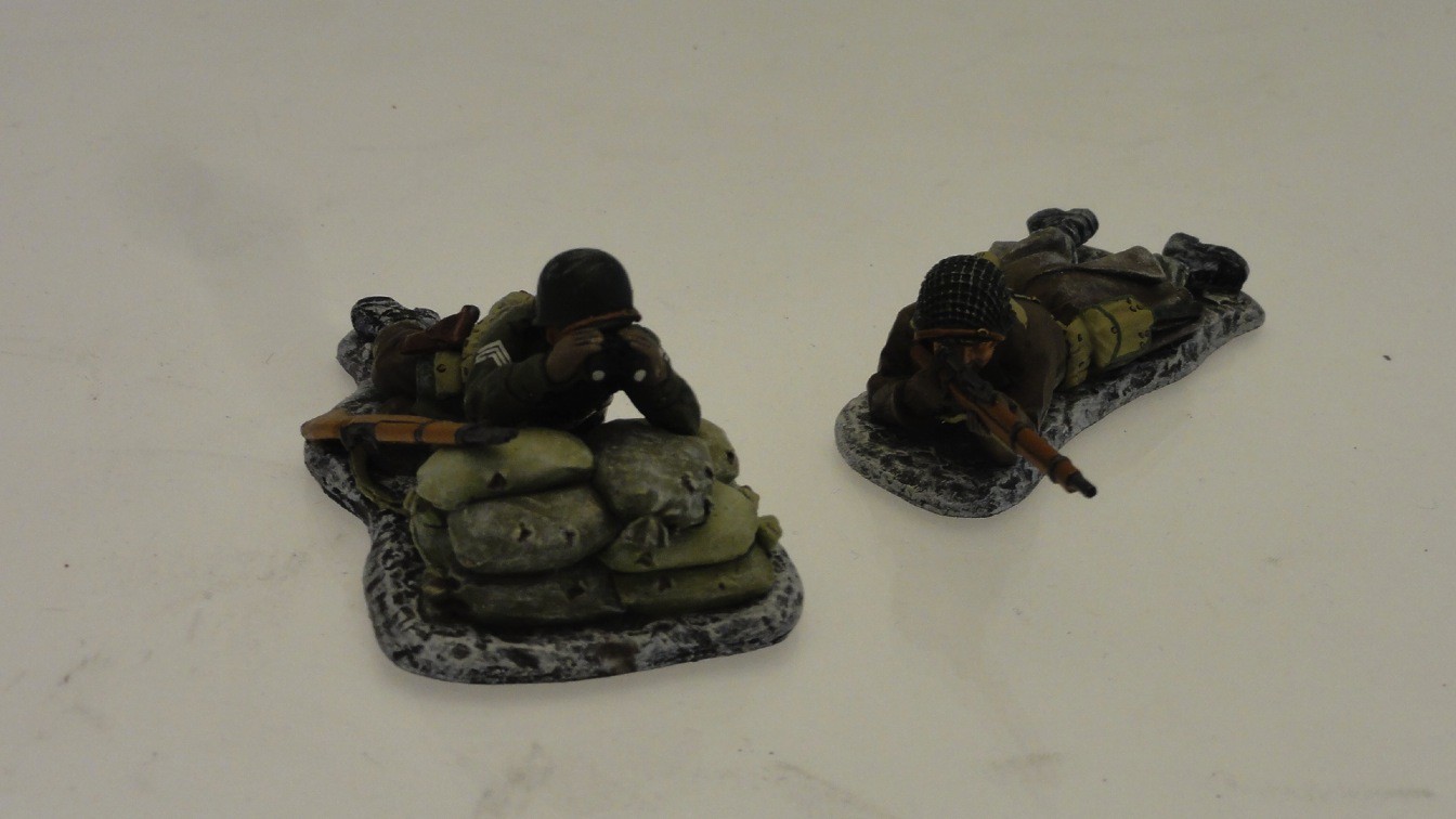 BBA023 WINTER SNIPER TEAM BASTOGNE KING & COUNTRY