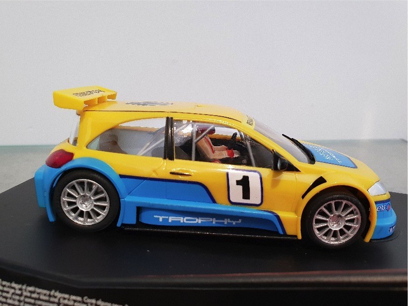 NINCO 50429 RENAULT MEGANE TROPHY WORLD CHAMPION