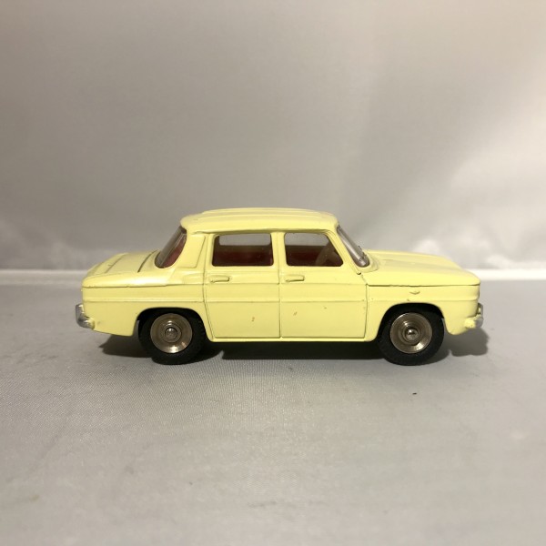 Renault R8 DINKY TOYS 517