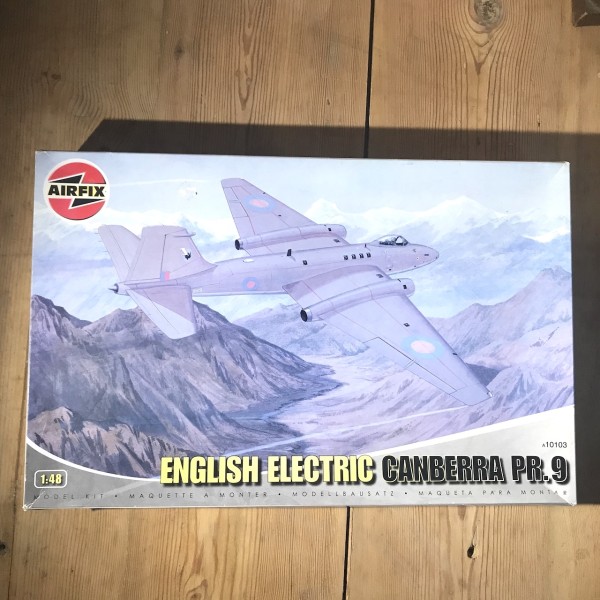 English electric Canberra PR.9 AIRFIX
