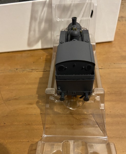 Locomotive vapeur 030 TU 6096  USA  noire  Dépôt de Chalons  REE MB - 011