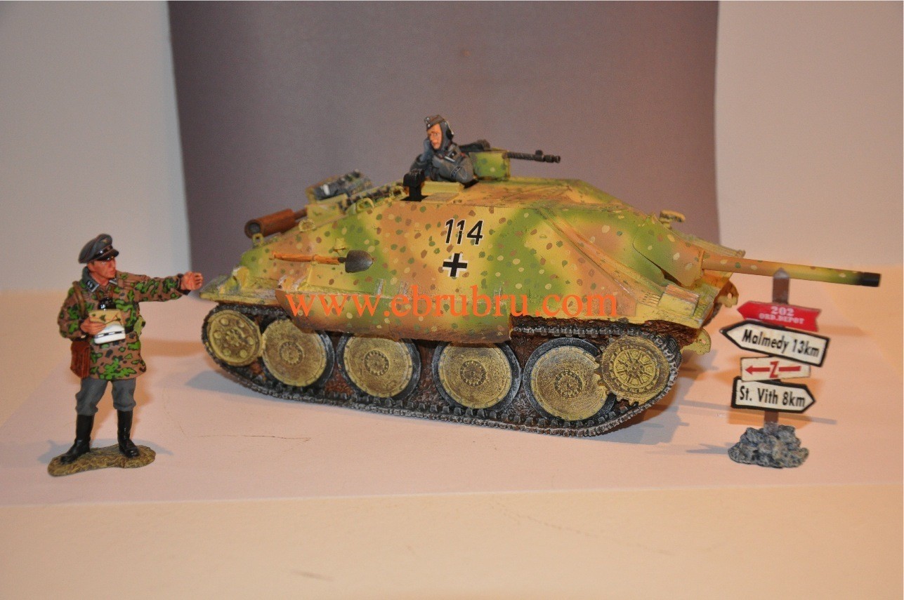 BATTLE OF THE BULGE  GERMAN HETZER TANK KING & COUNTRY BBG005