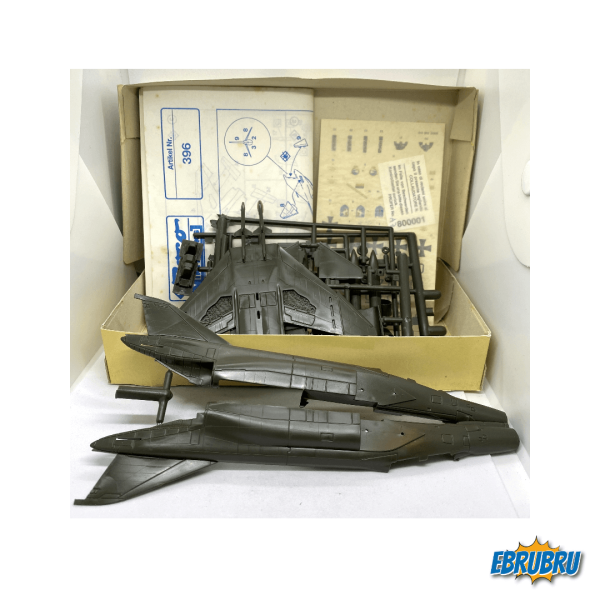 Mc Donnell F - 4 F Phantom II ROCO Minitanks 396